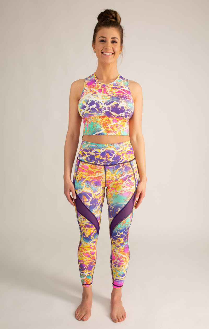 all In Motion Women's Sculpted Linear Camo High-Rise 7/8 Leggings. XE114 XS